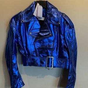 Super cool cropped leather jacket